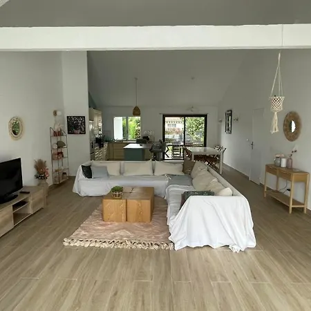 Livaj Moderne Piscine Chauffee * Gujan-Mestras